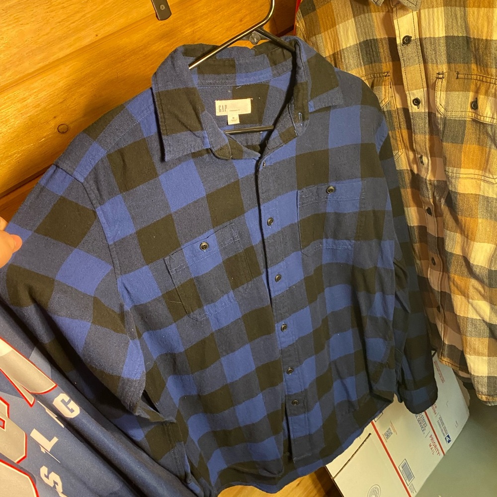 Blue gap flannel